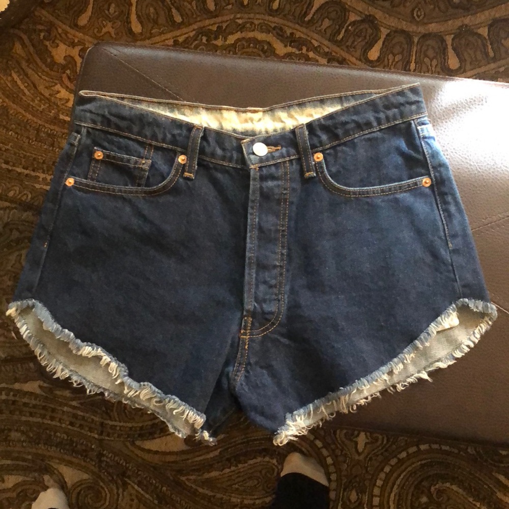 Brand new TLRoom high waisted shorts💙